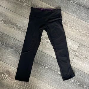 Lululemon reversible Capri leggings. Size 4